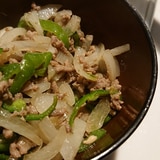 ひき肉野菜の味噌ラー油炒め